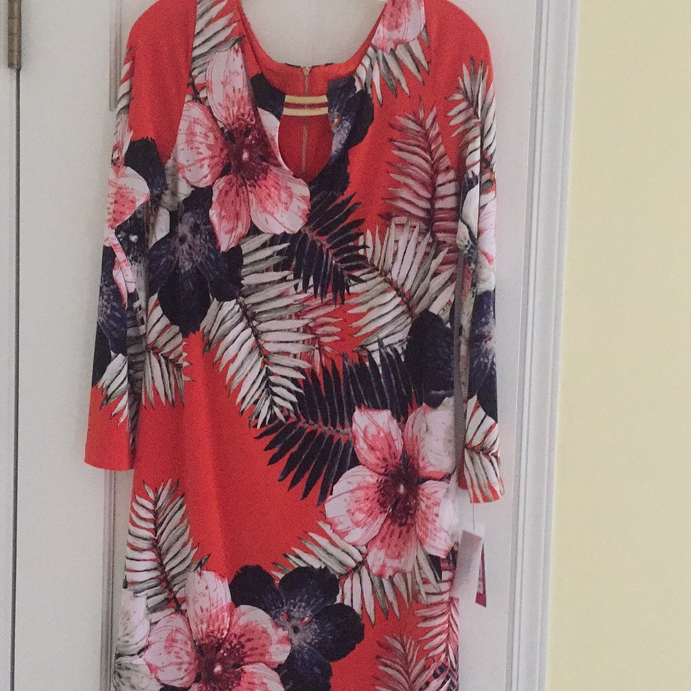Vince Camuto long Sleeved Dress